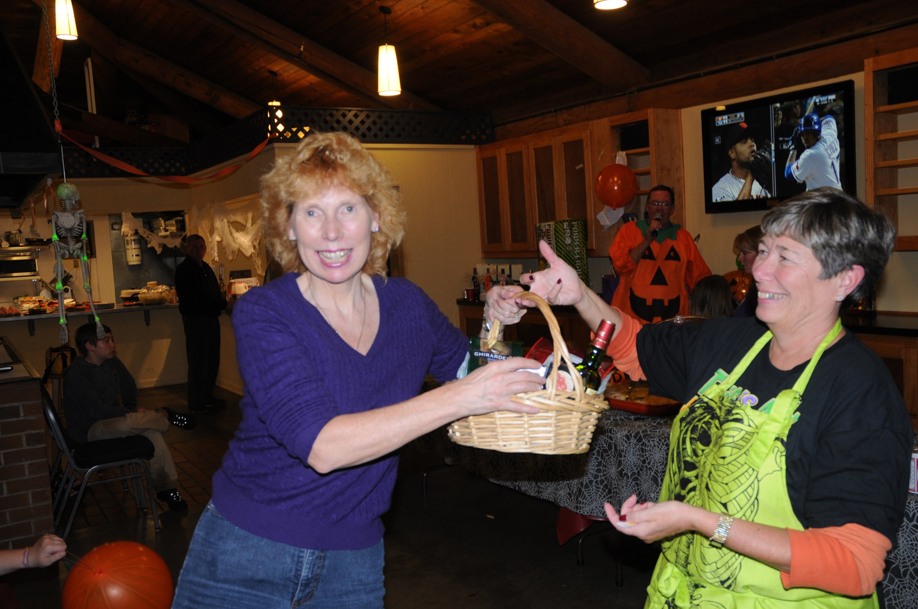 QCYC 2010 Halloween-34.jpg